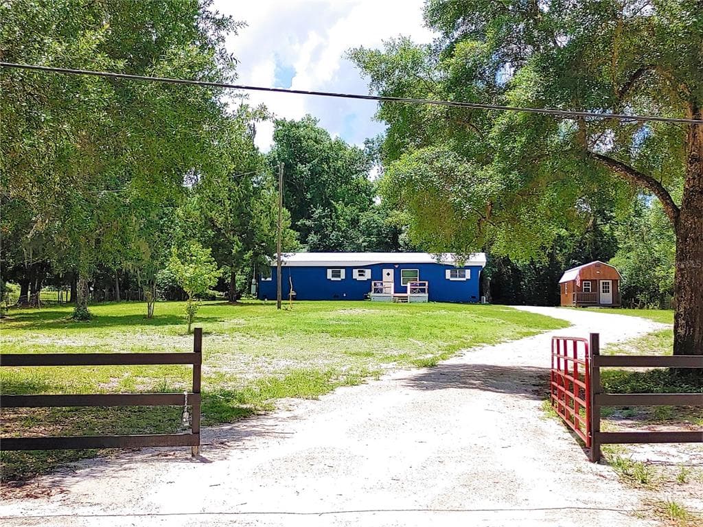 11572 E HEAD COURT FLORAL CITY, FL 34436