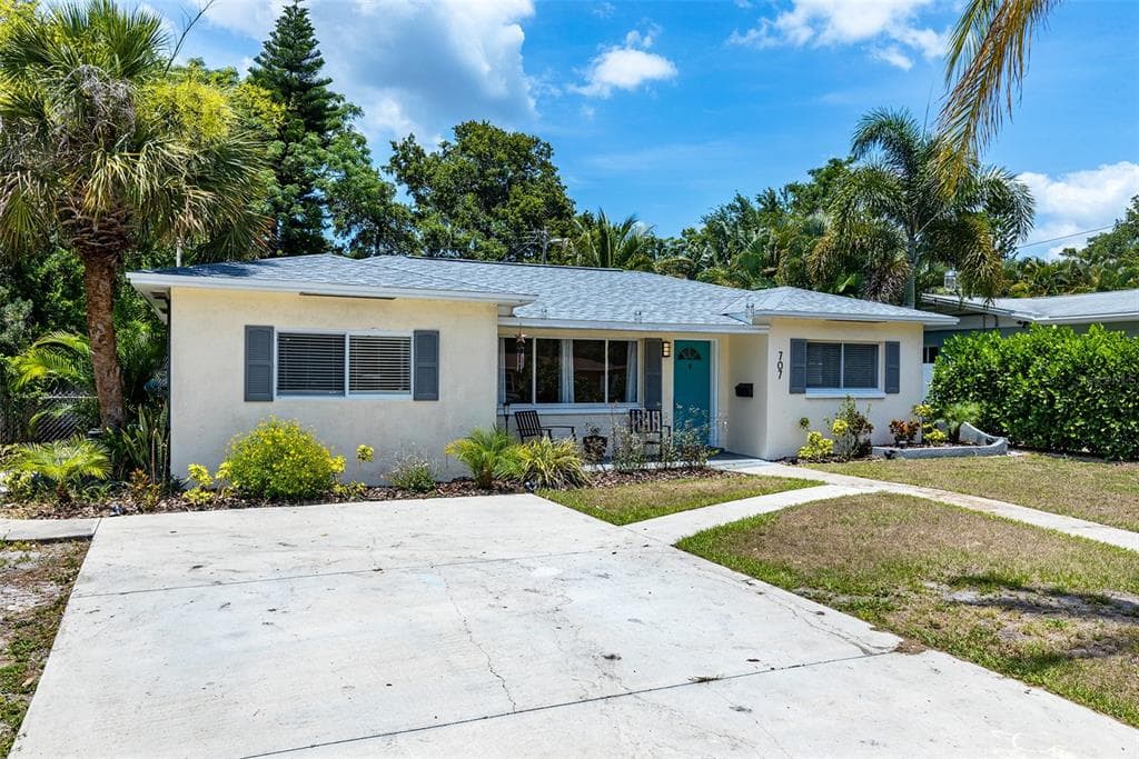 707 63RD AVENUE S ST PETERSBURG, FL 33705