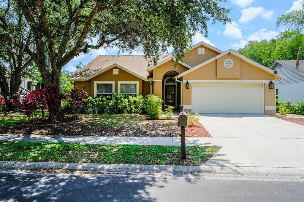 1992 WOOD THRUSH STREET TARPON SPRINGS, FL 34689