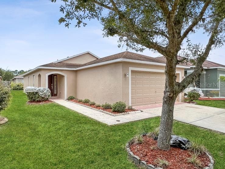 809 COLLEGE CHASE DRIVE RUSKIN, FL 33570