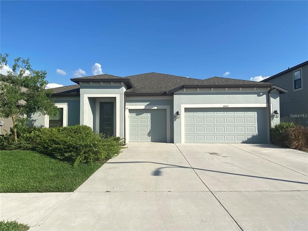 8072 LAGO MIST WAY WESLEY CHAPEL, FL 33545