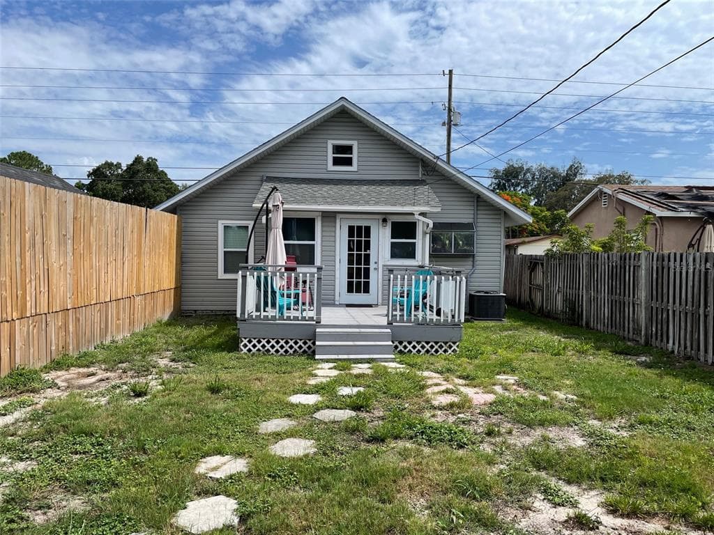 3843 38TH AVENUE N ST PETERSBURG, FL 33713