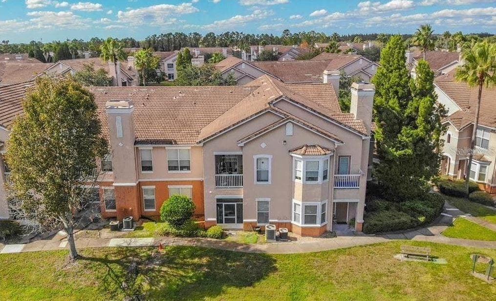 10461 VILLA VIEW CREEK UNIT 10461 TAMPA, FL 33647