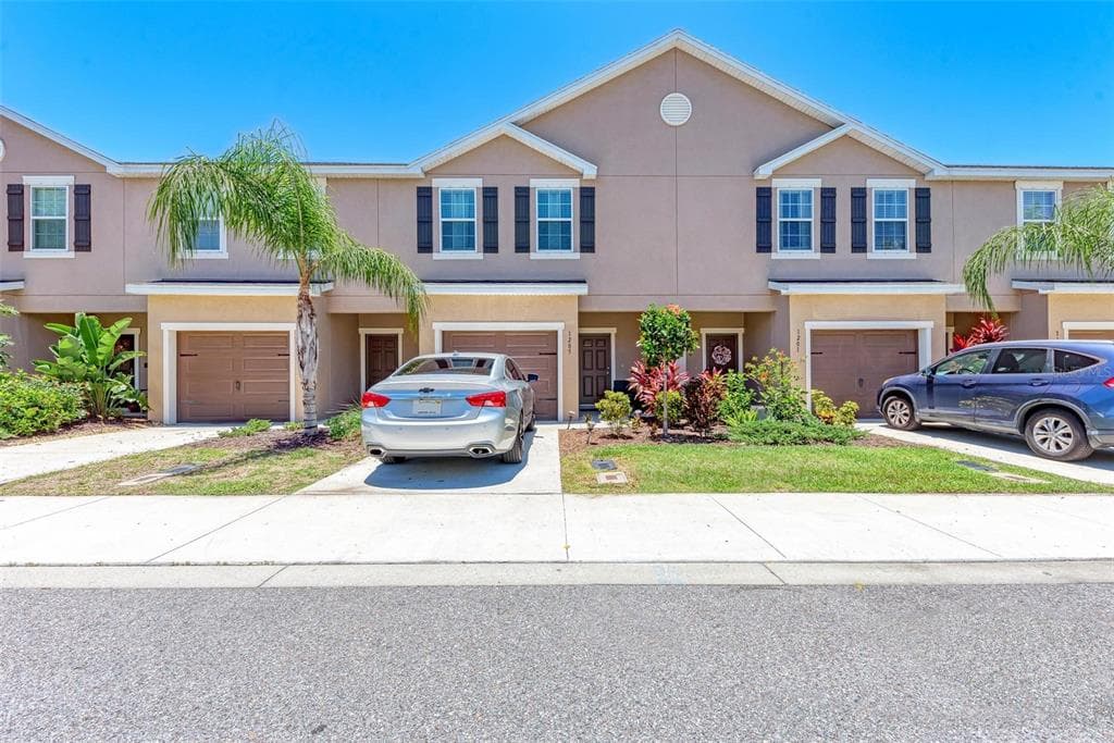 1205 GRANTHAM DRIVE SARASOTA, FL 34234