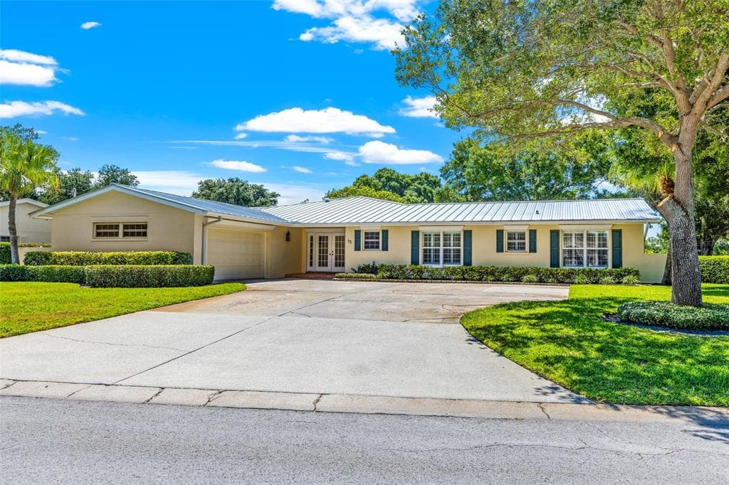 15 HIBISCUS ROAD BELLEAIR, FL 33756