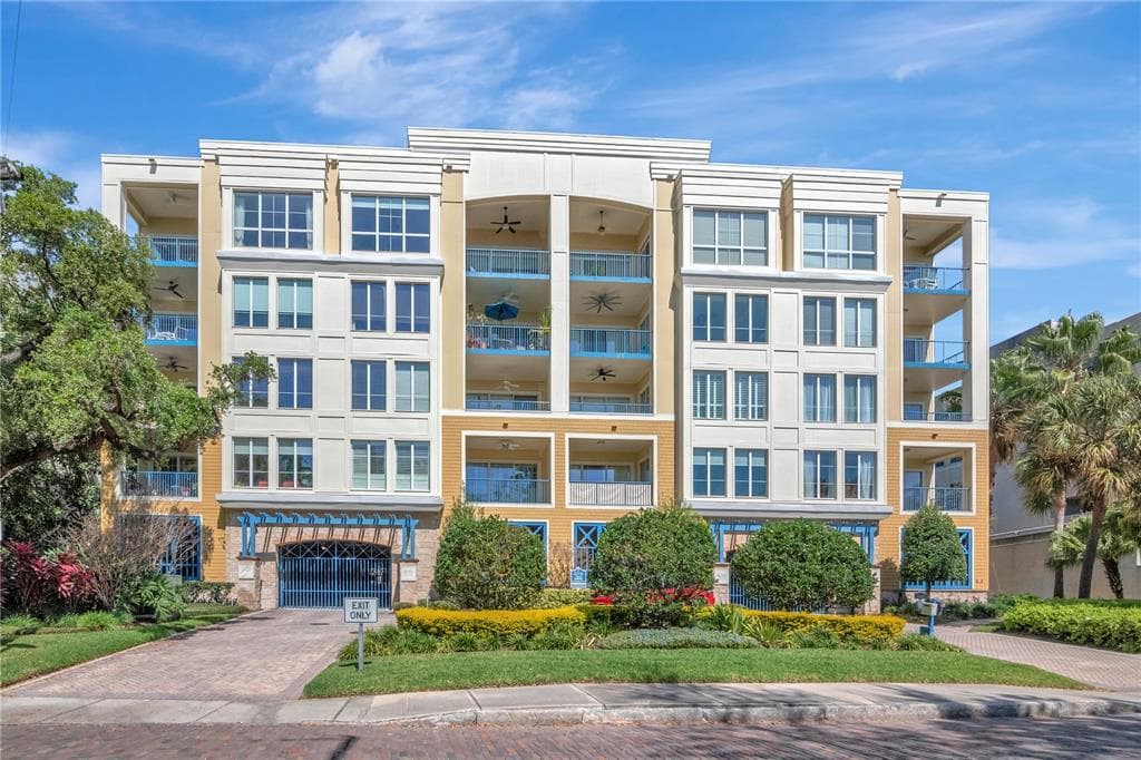 509 W BAY STREET UNIT 203 TAMPA, FL 33606