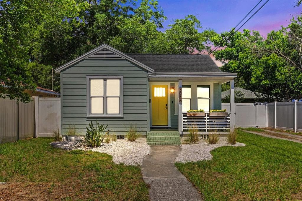 2916 5TH STREET N ST PETERSBURG, FL 33704