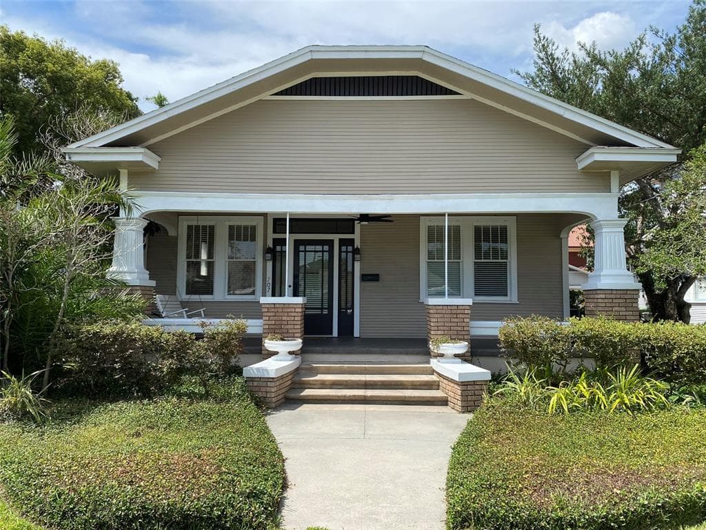 707 W ALFRED STREET TAMPA, FL 33603