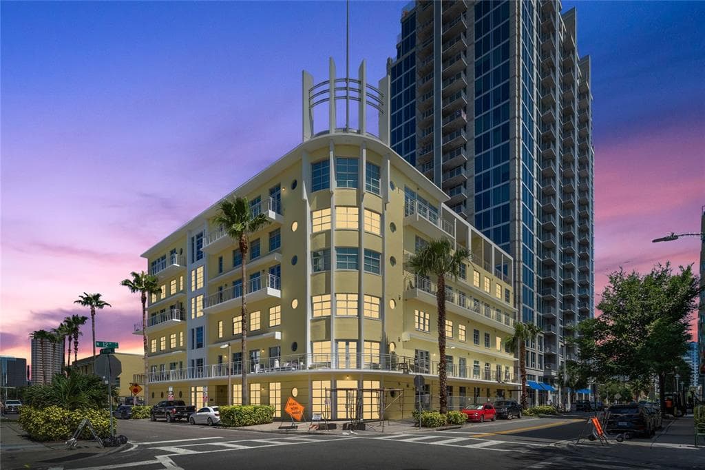 1212 E WHITING STREET UNIT 207 TAMPA, FL 33602