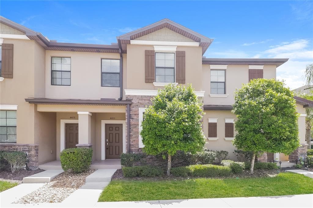 4420 FENNWOOD COURT WESLEY CHAPEL, FL 33543