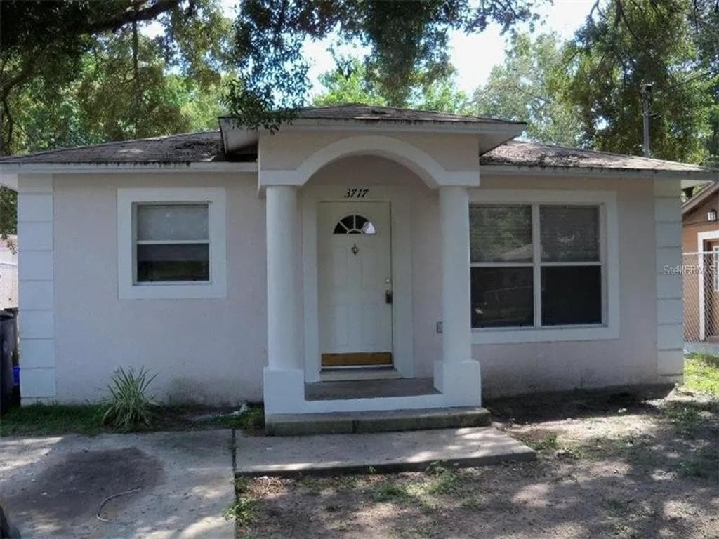 3717 E 38TH AVE TAMPA, FL 33610