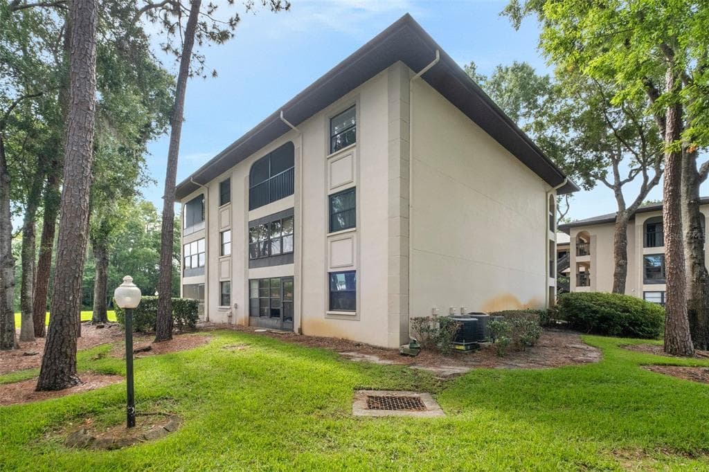 3399 MERMOOR DRIVE UNIT 101 PALM HARBOR, FL 34685