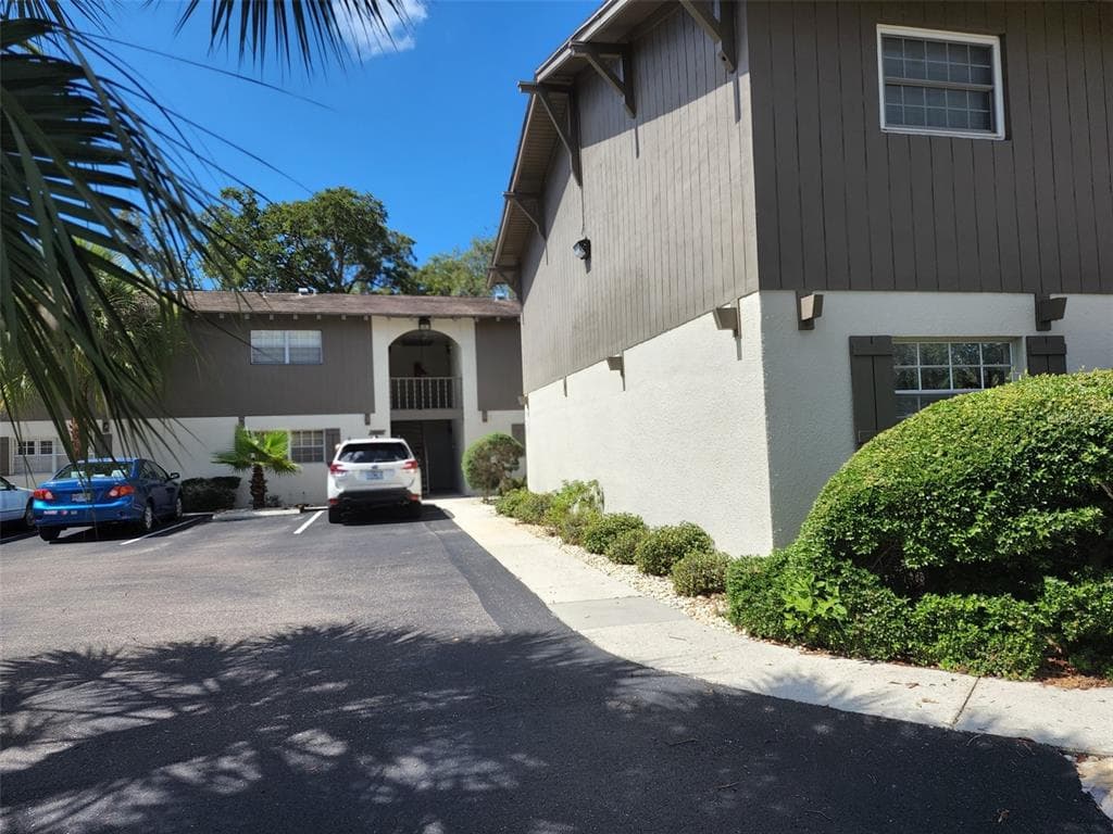 6006 1ST AVENUE S UNIT 16 ST PETERSBURG, FL 33707