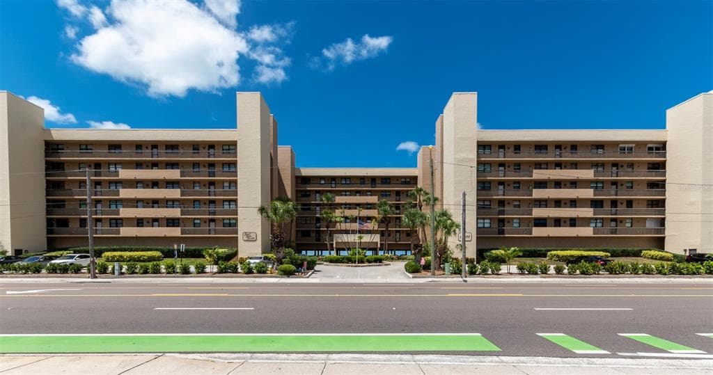 14900 GULF BOULEVARD UNIT 211 MADEIRA BEACH, FL 33708