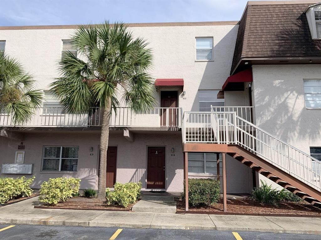 9001 TUDOR DRIVE UNIT H109 TAMPA, FL 33615