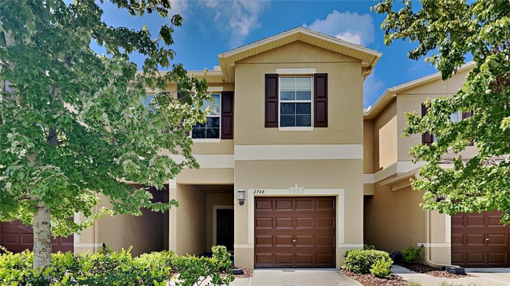 2748 HAMPTON GREEN LANE BRANDON, FL 33511