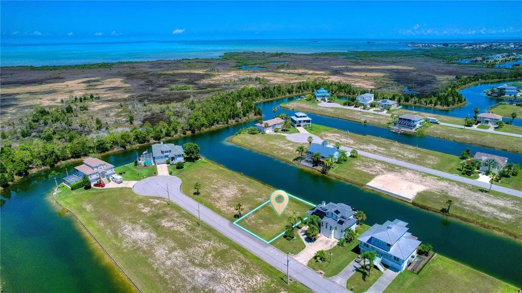 3375 PALOMETA DRIVE HERNANDO BEACH, FL 34607
