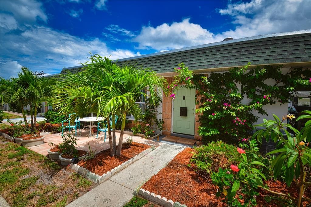 7755 39TH AVENUE N UNIT 7755 ST PETERSBURG, FL 33709