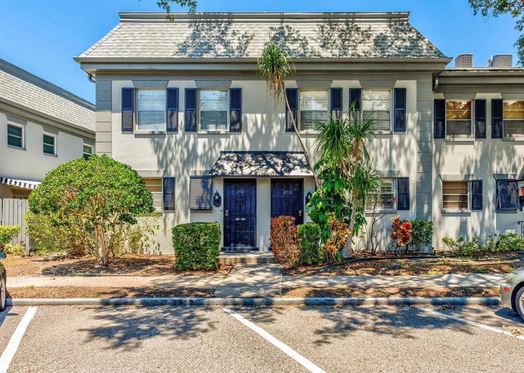 1149 RUE DES CHATEAUX UNIT 1149 SOUTH PASADENA, FL 33707