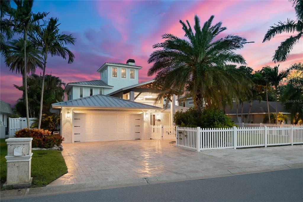 421 20TH AVENUE INDIAN ROCKS BEACH, FL 33785