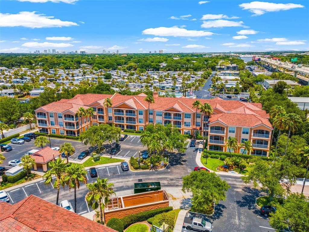 5000 CULBREATH KEY WAY UNIT 1110 TAMPA, FL 33611
