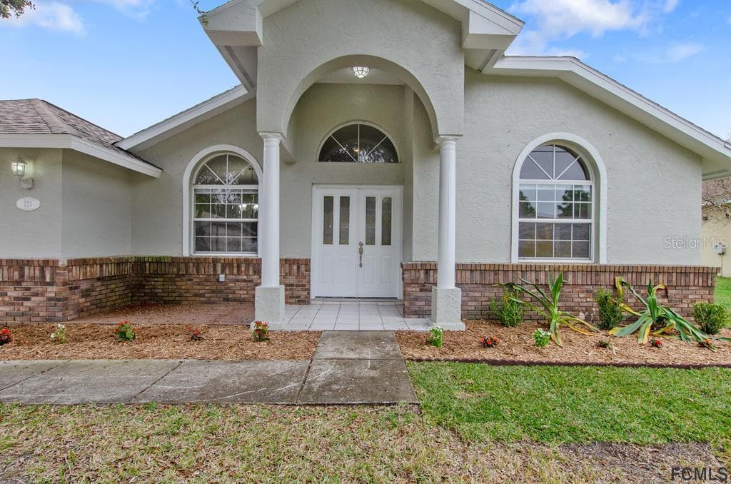221 BIRCHWOOD DRIVE PALM COAST, FL 32137