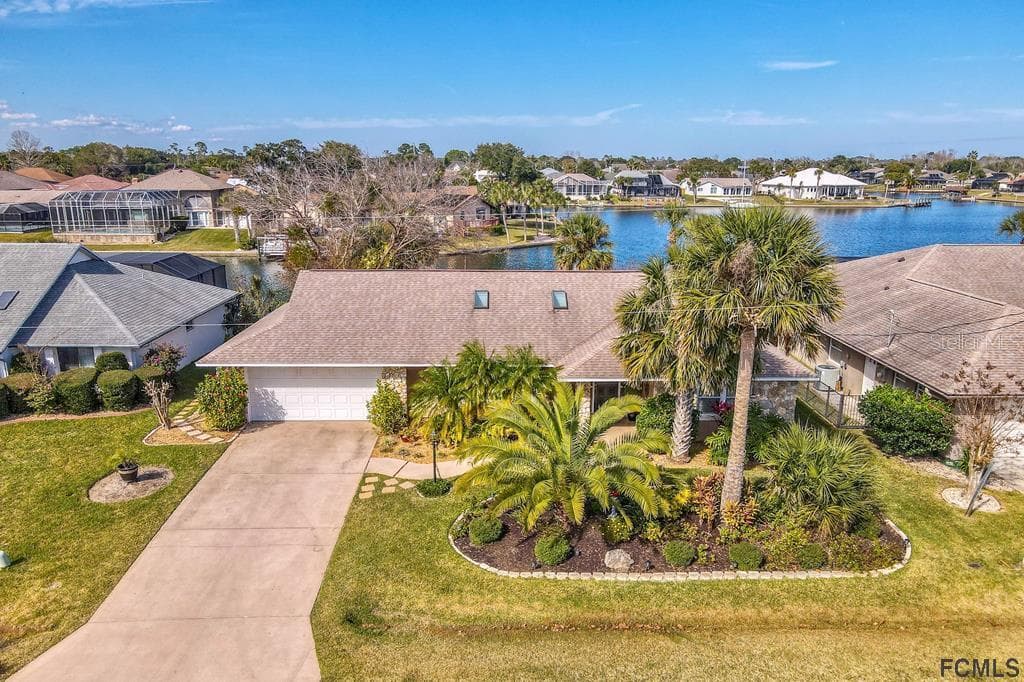 13 CEDARFORD COURT PALM COAST, FL 32137