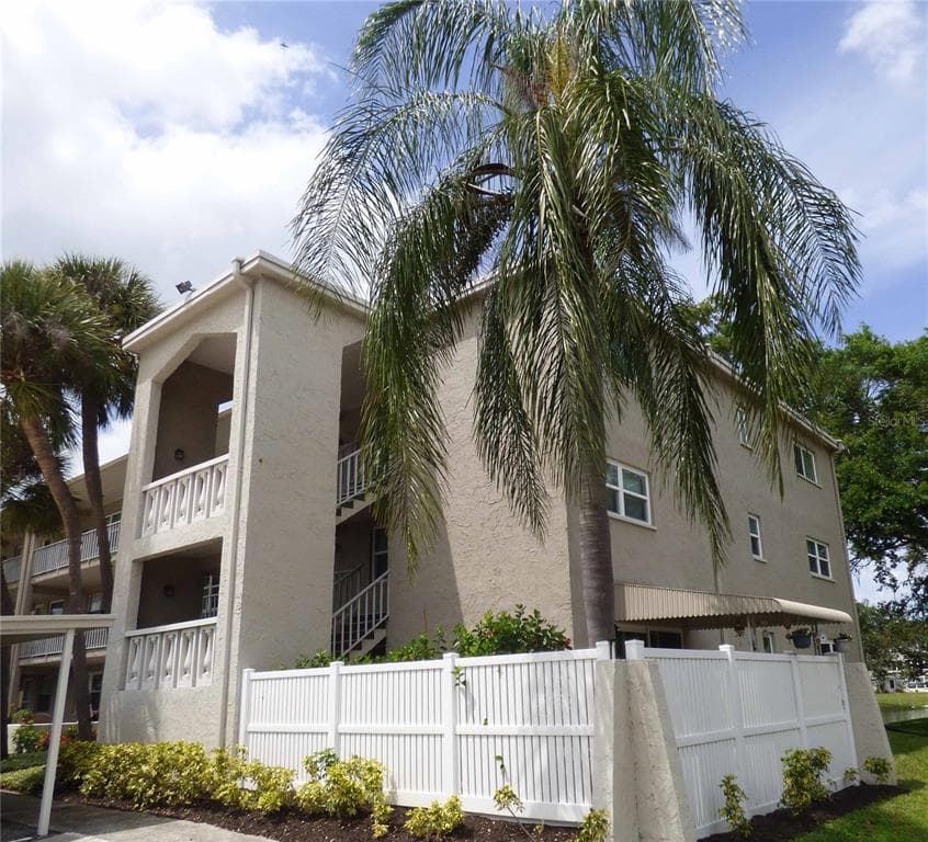 920 VIRGINIA STREET UNIT 205