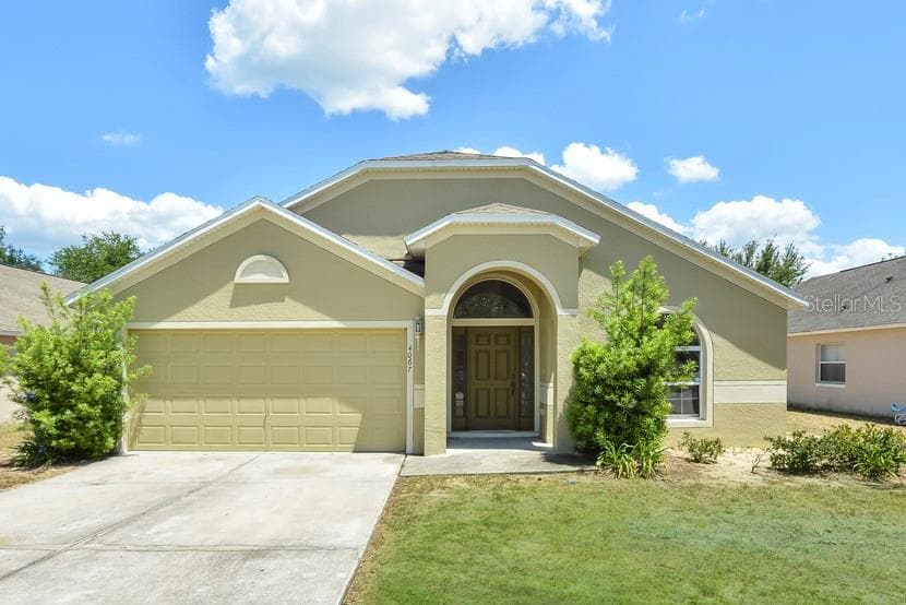 4067 WALTHAM FOREST DRIVE TAVARES, FL 32778
