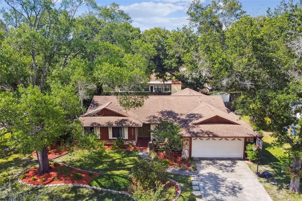 4607 CLOVERLAWN DRIVE TAMPA, FL 33624