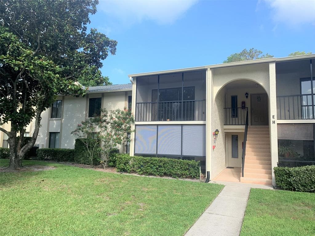 1354 SHADY PINE WAY UNIT E2 TARPON SPRINGS, FL 34688