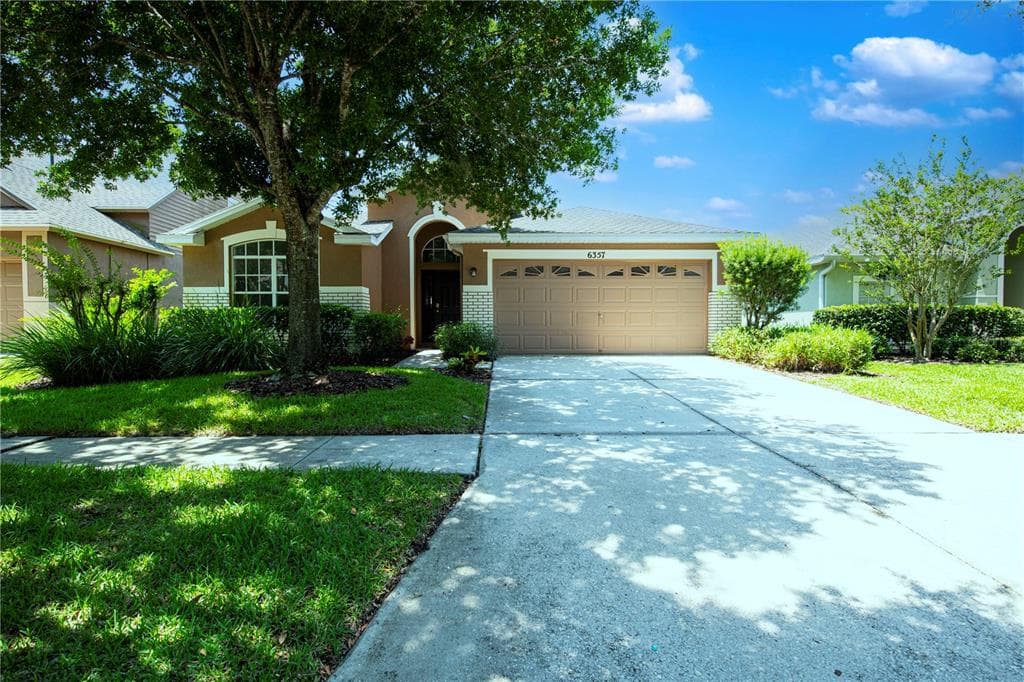 6357 BRIDGECREST DRIVE LITHIA, FL 33547