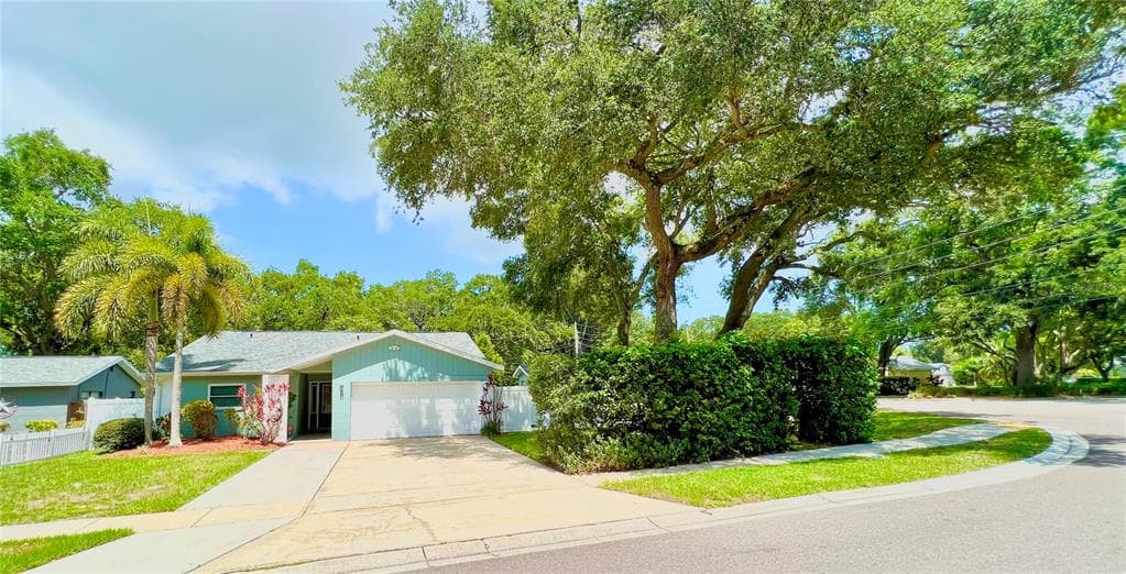 2002 62ND STREET N CLEARWATER, FL 33760