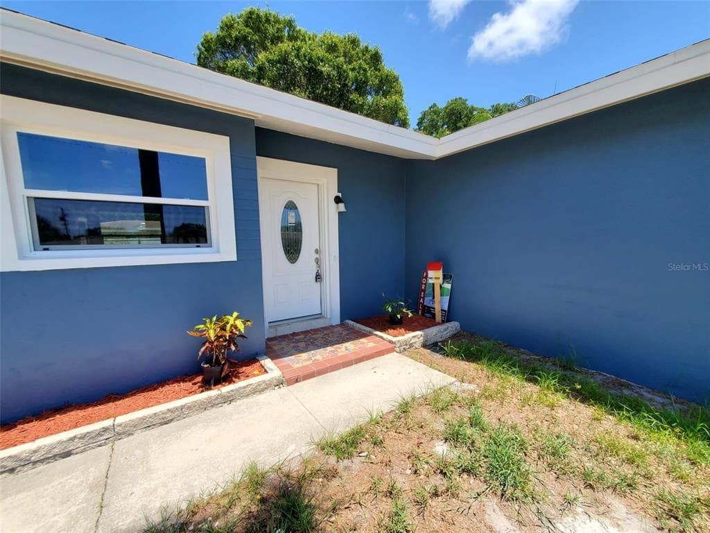 1227 S SAN REMO AVENUE CLEARWATER, FL 33756