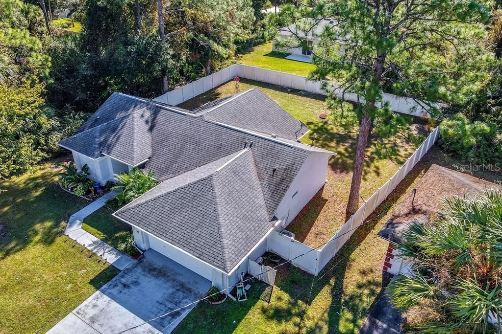 28 PINEAPPLE DRIVE PALM COAST, FL 32164