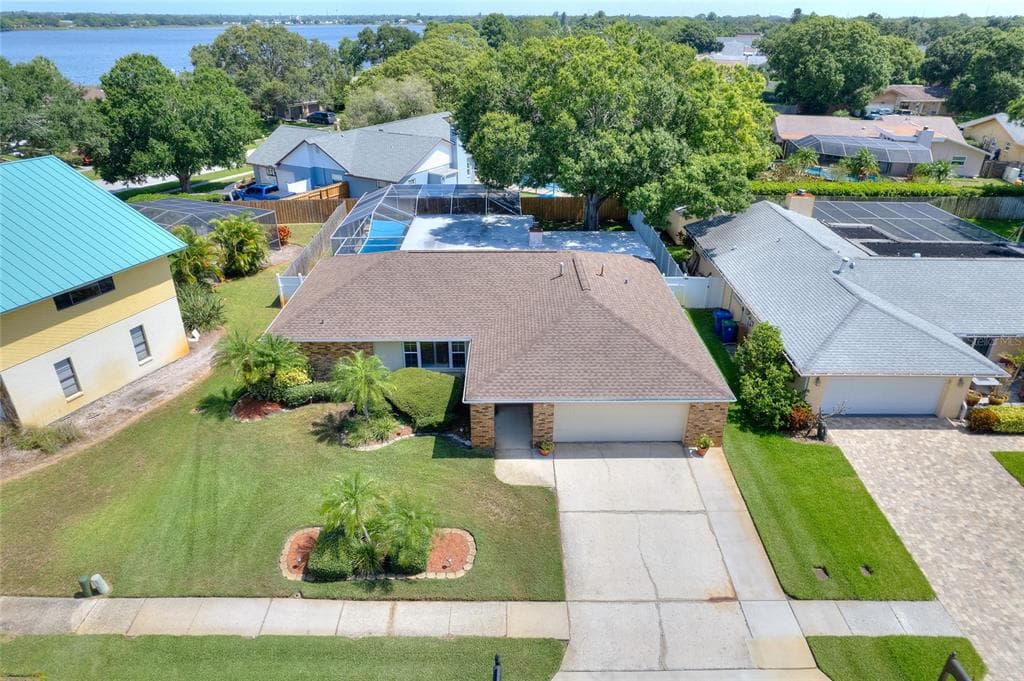 9713 109TH AVENUE LARGO, FL 33773
