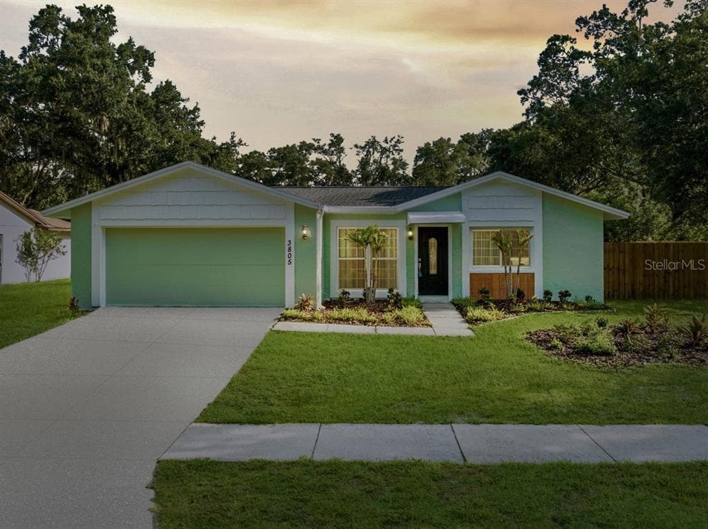 3805 CLOVERHILL COURT BRANDON, FL 33511