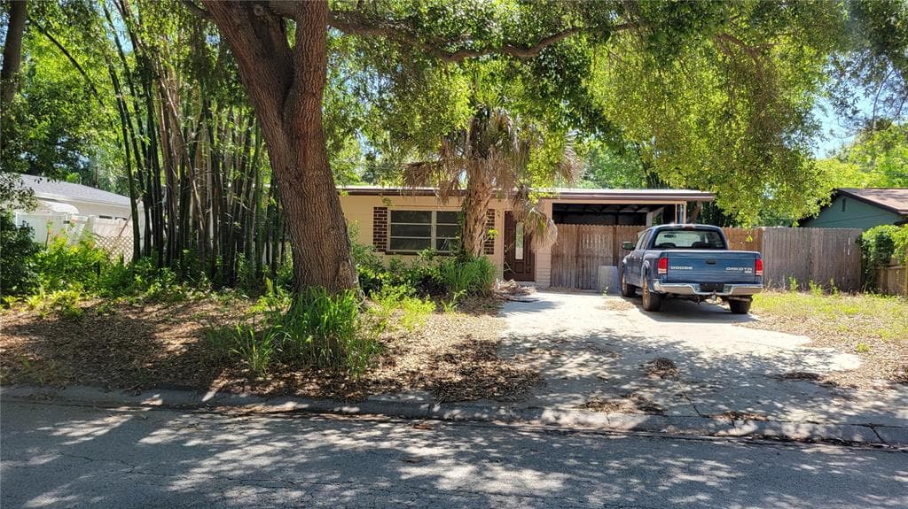 11339 116TH STREET SEMINOLE, FL 33778