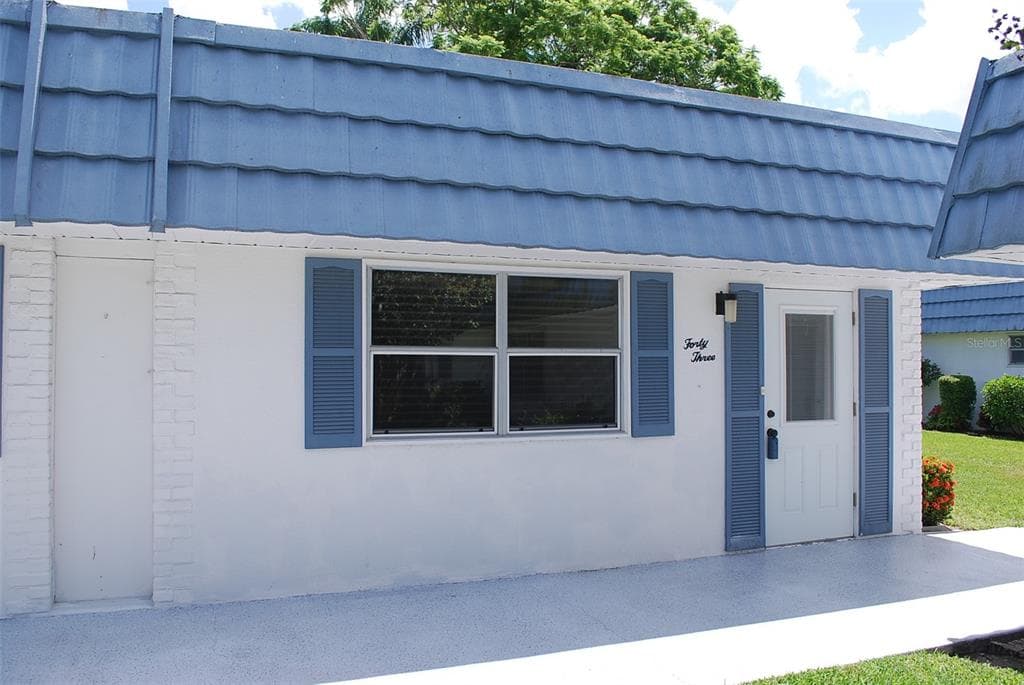 1901 ANDOVER WAY UNIT 43 SUN CITY CENTER, FL 33573