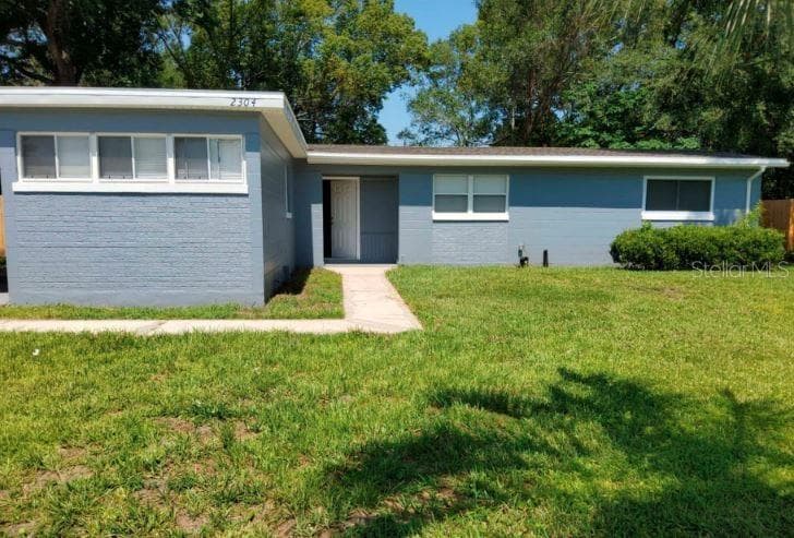 2304 BURPEE DRIVE JACKSONVILLE, FL 32210