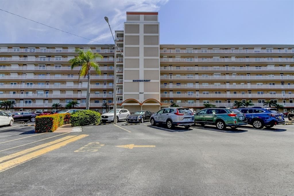 1847 SHORE DRIVE S UNIT 101 SOUTH PASADENA, FL 33707