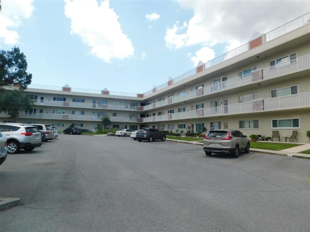 2263 AMERICUS BOULEVARD E UNIT 53 CLEARWATER, FL 33763