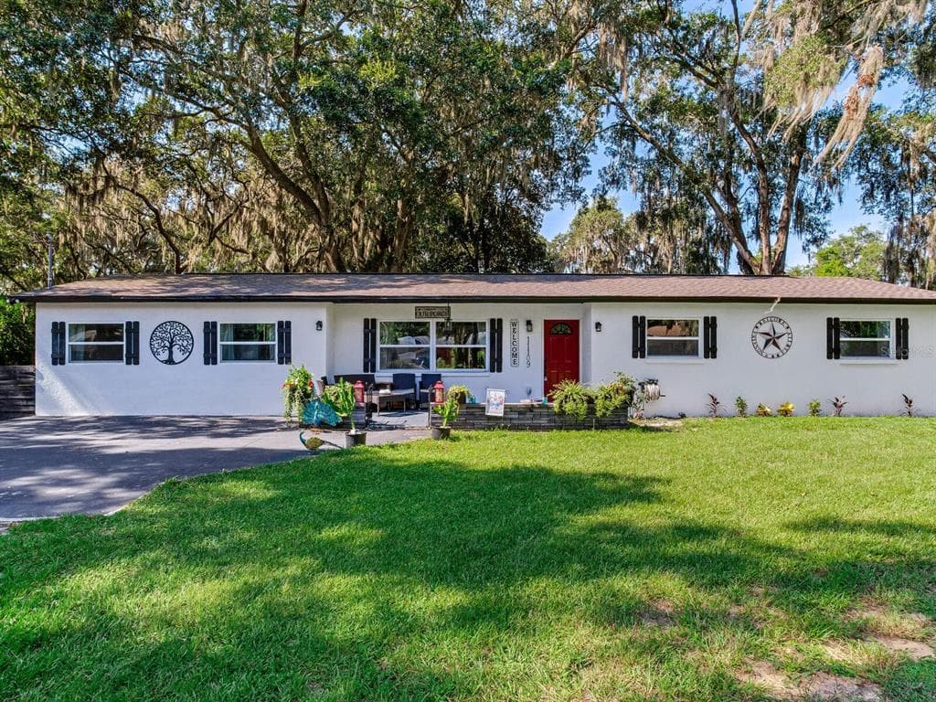 11109 DESOTO ROAD