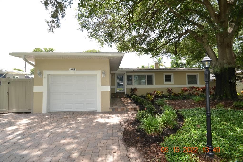 4641 24TH AVENUE N ST PETERSBURG, FL 33713