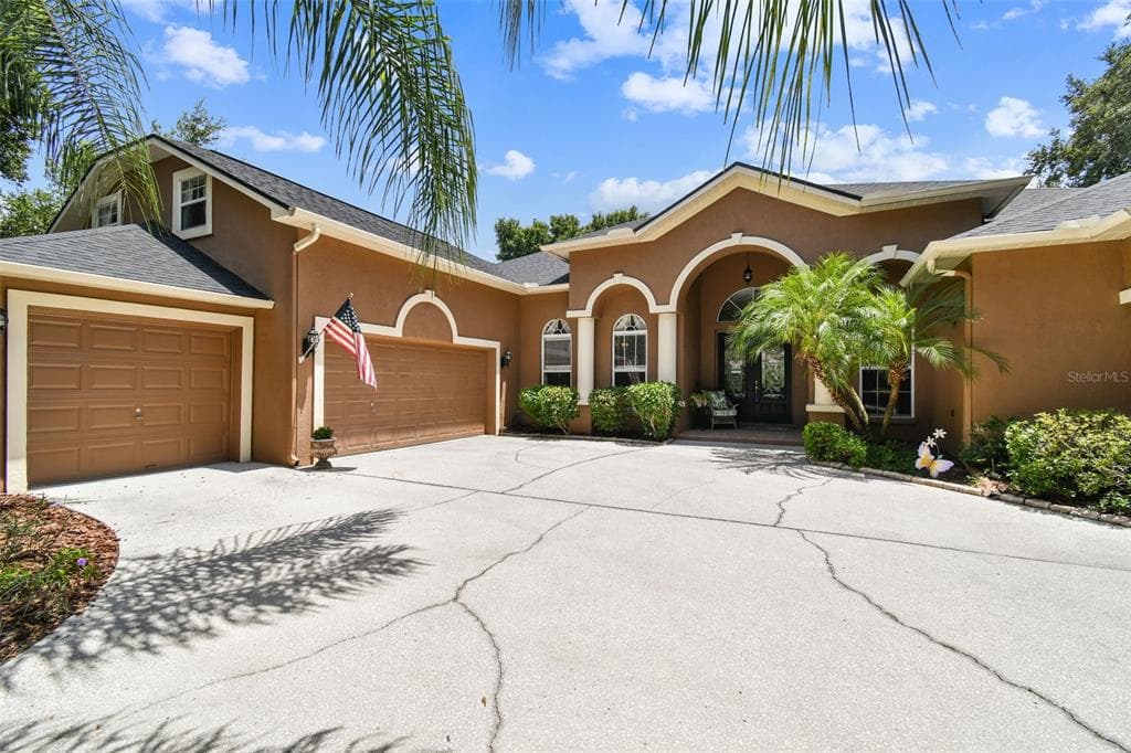 2539 REGAL RIVER ROAD