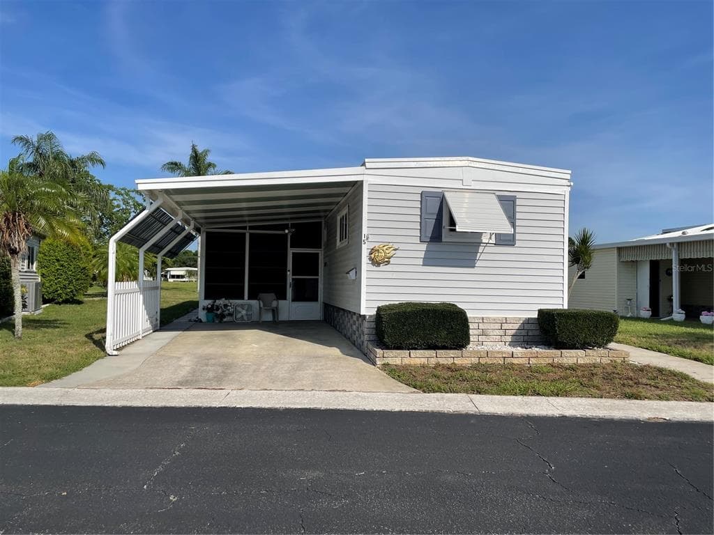 15 THATCH PALM STREET E LARGO, FL 33770