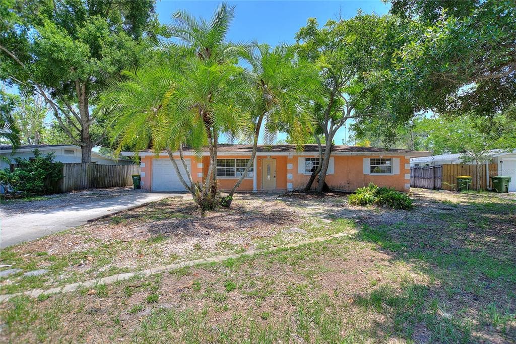 2932 SEQUOIA LANE SARASOTA, FL 34237