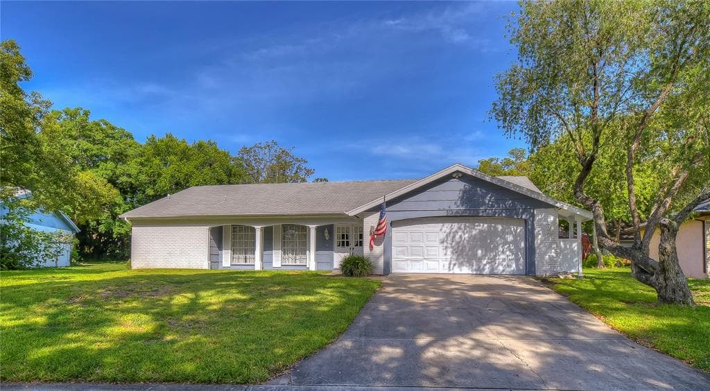 12409 SPANISH MOSS DRIVE BAYONET POINT, FL 34667