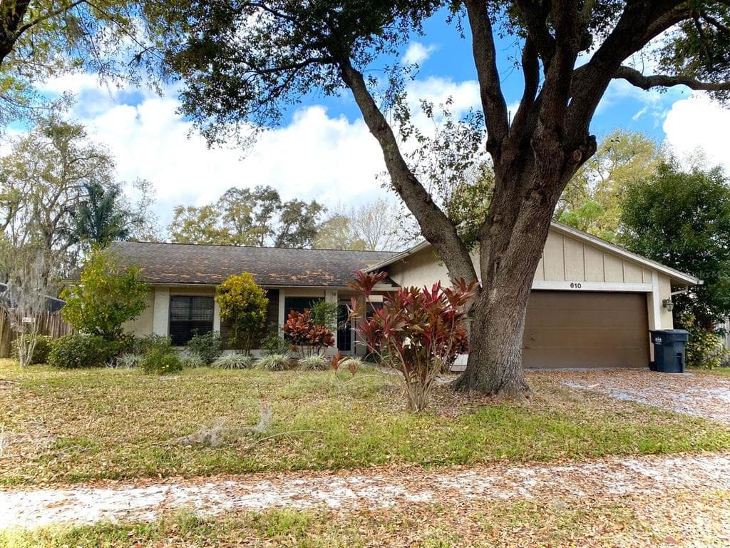 610 SHADY NOOK DRIVE BRANDON, FL 33511
