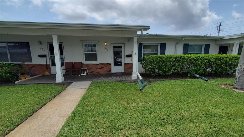 606 BRANDY WINE DRIVE UNIT 606 LARGO, FL 33771